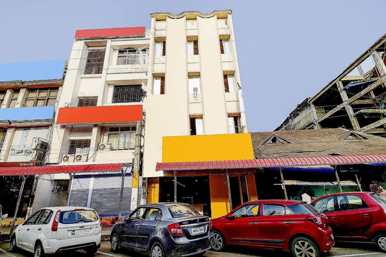 Готель Spot On 80135 Gopala Residency Дібругарх Екстер'єр фото